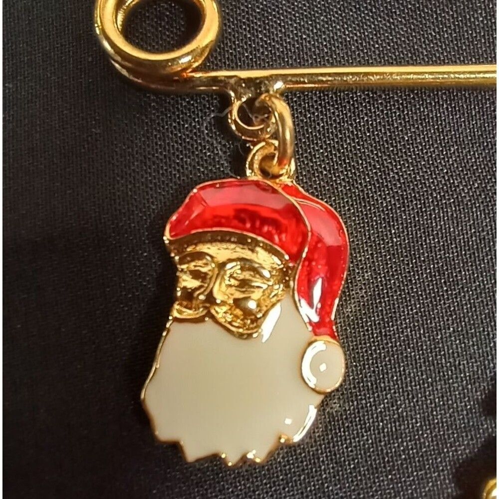 Vintage AVON gold-tone Christmas Safety Pin Charm Brooch - Picture 2 of 9